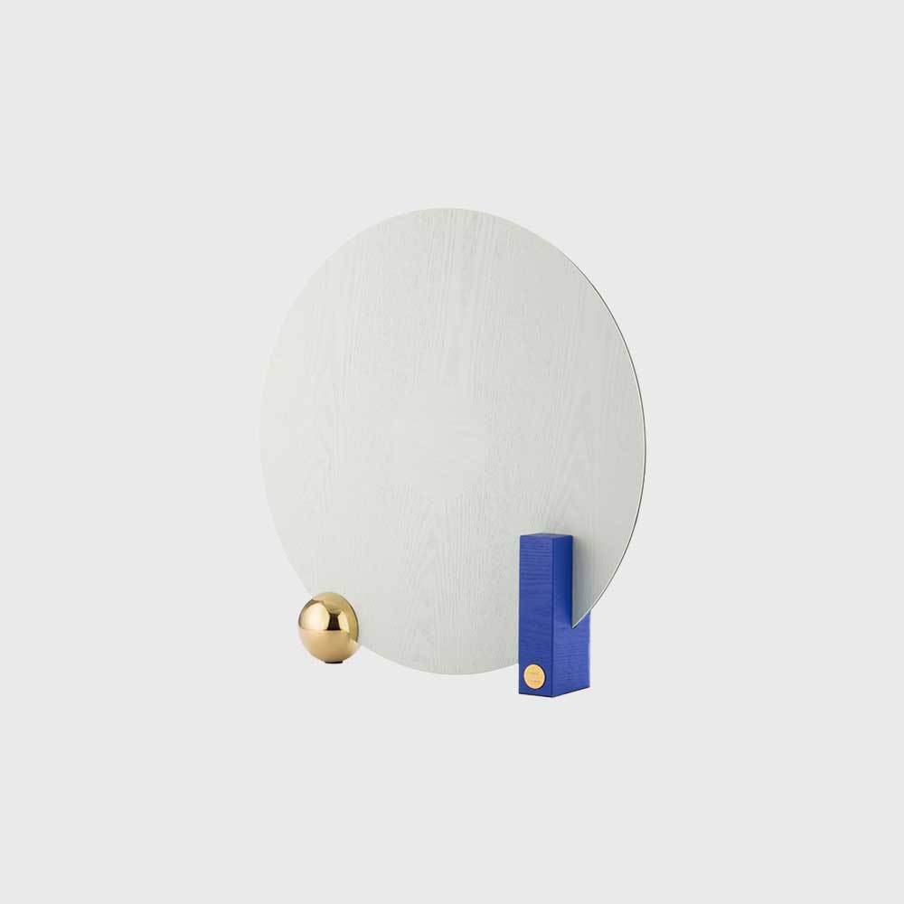 Maisondada | Looking for Dorian 鏡