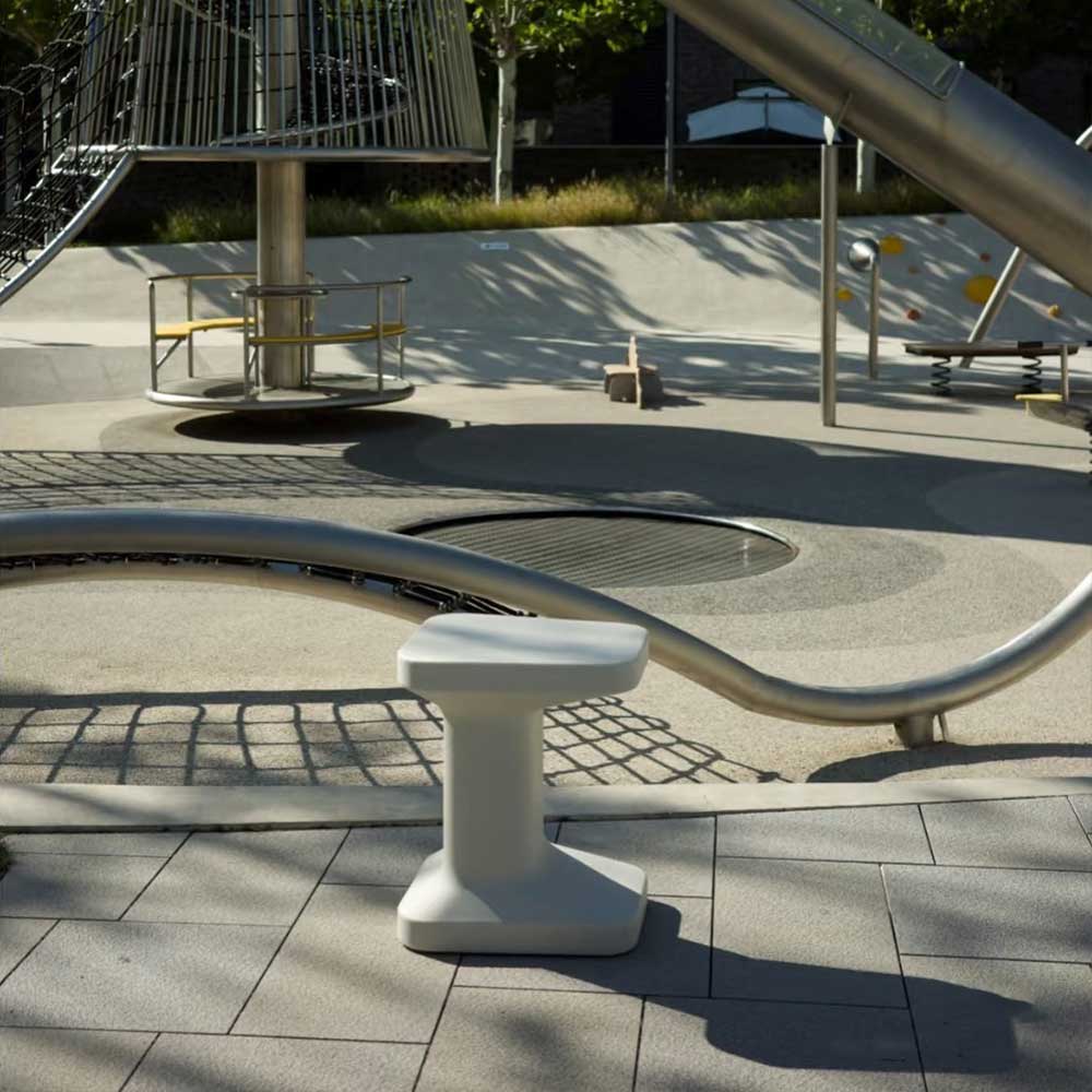 GYRO | MAP Stool (white) 消坡塊坐凳 白色