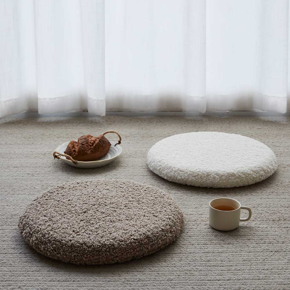 grado | Snow Rice Cracker Cushion 雪餅坐墊