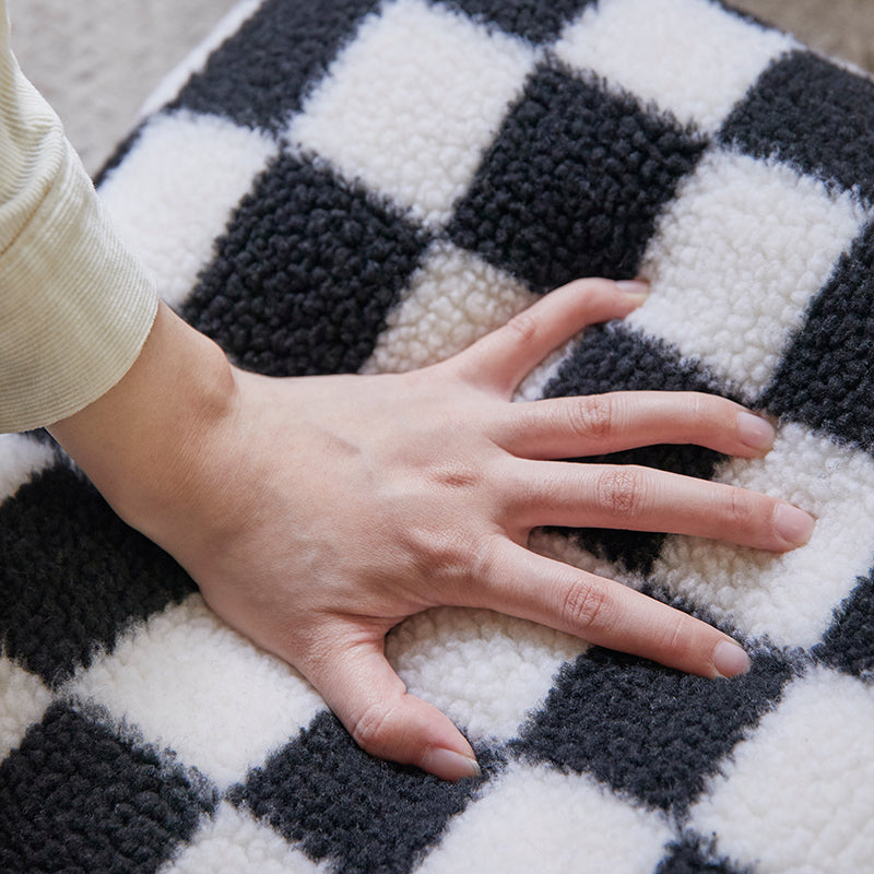 grado | Chessboard Cushion 棋盤抱枕