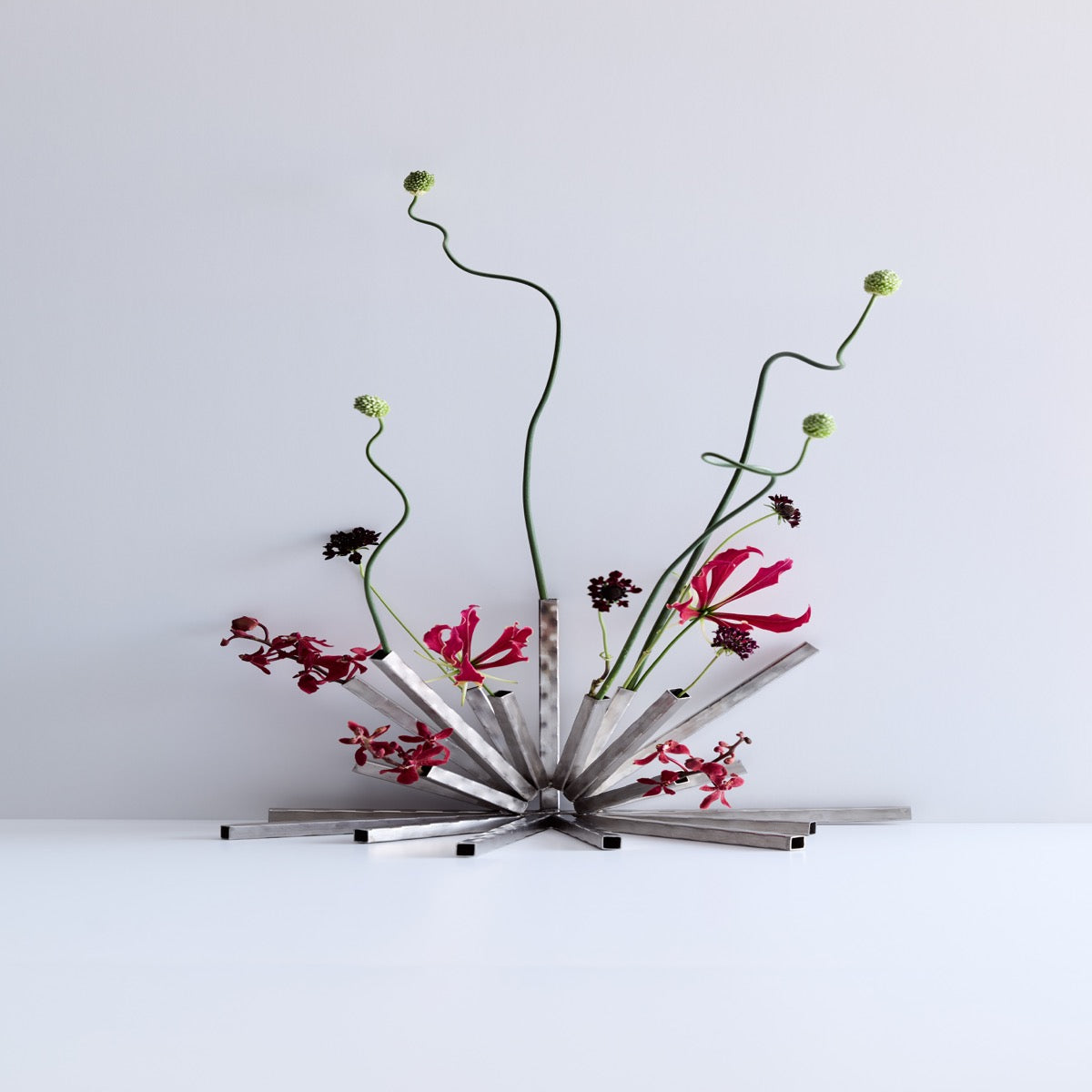 Kaiping Liu|Sculptural Container Series - Suns (circle)