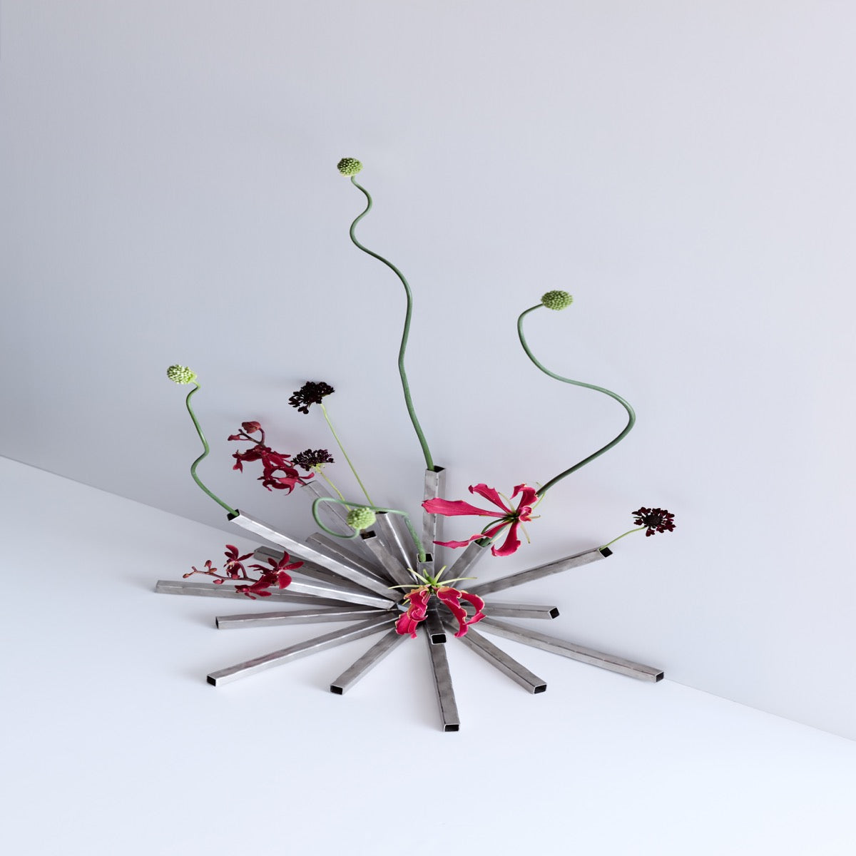 Kaiping Liu|Sculptural Container Series - Suns (half-circle)