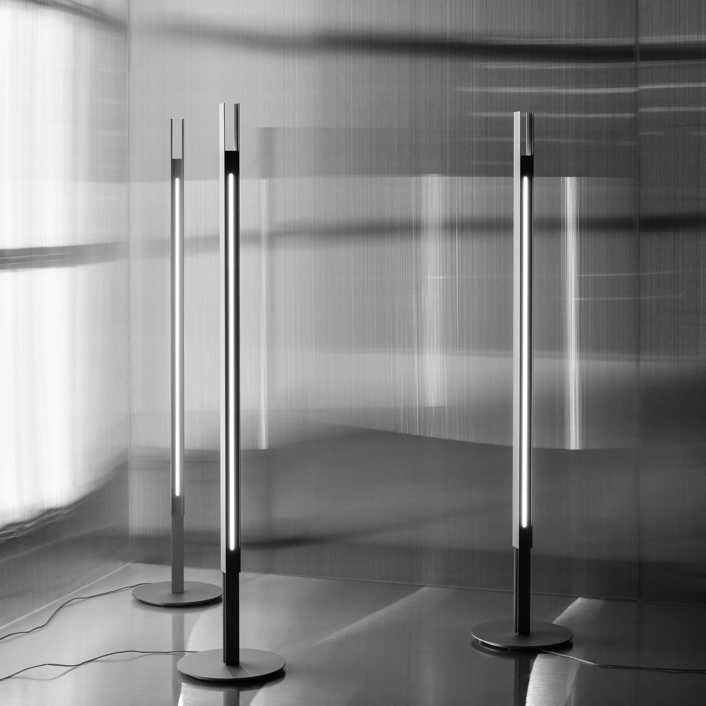 MARIO TSAI | Gap Lighting - Floor lamp 隙光灯系列 落地燈