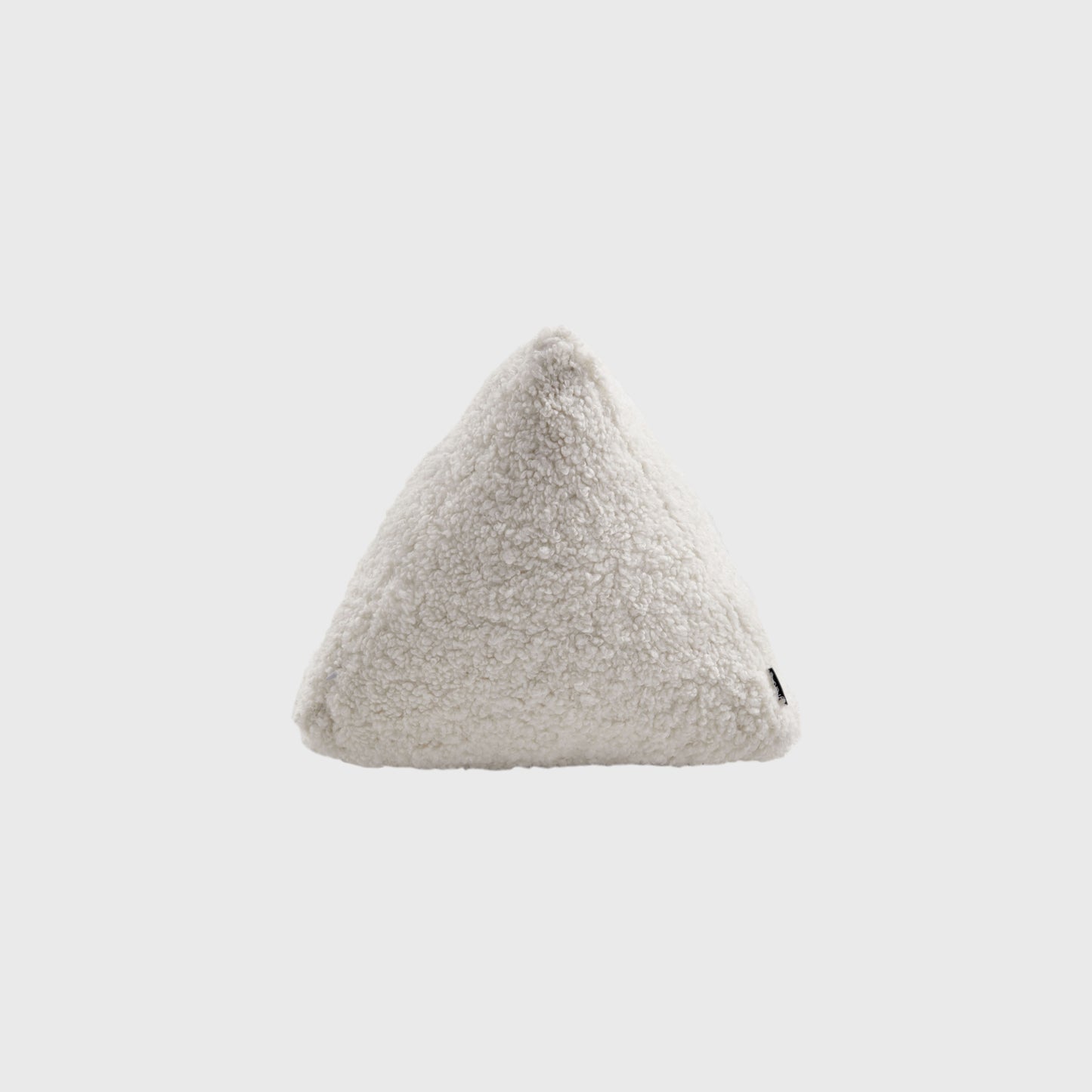 grado | Triangle Zong Cushion 三角粽抱枕