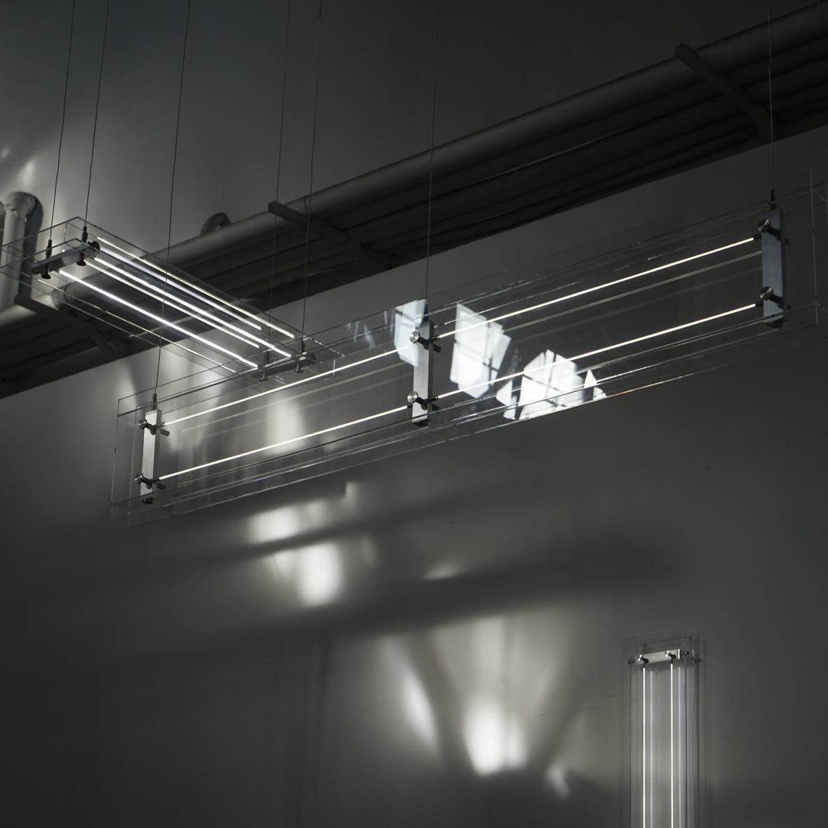 MARIO TSAI | Electricity Lighting - Chandelier 隙光灯系列 吊燈