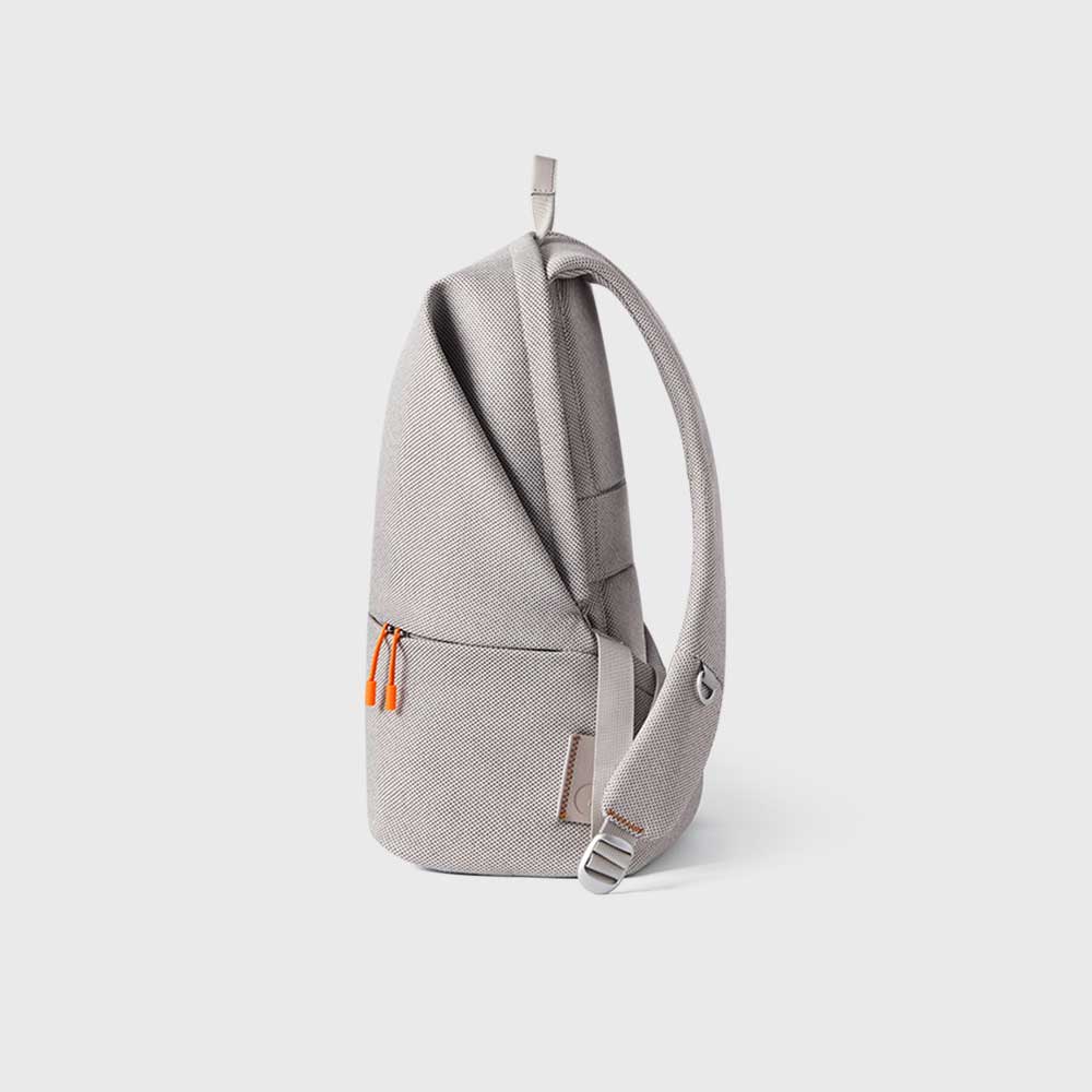 ITO |   TRUFFLE TRAVEL FROSTFIELD WHITE 旅行後背包 霜地白