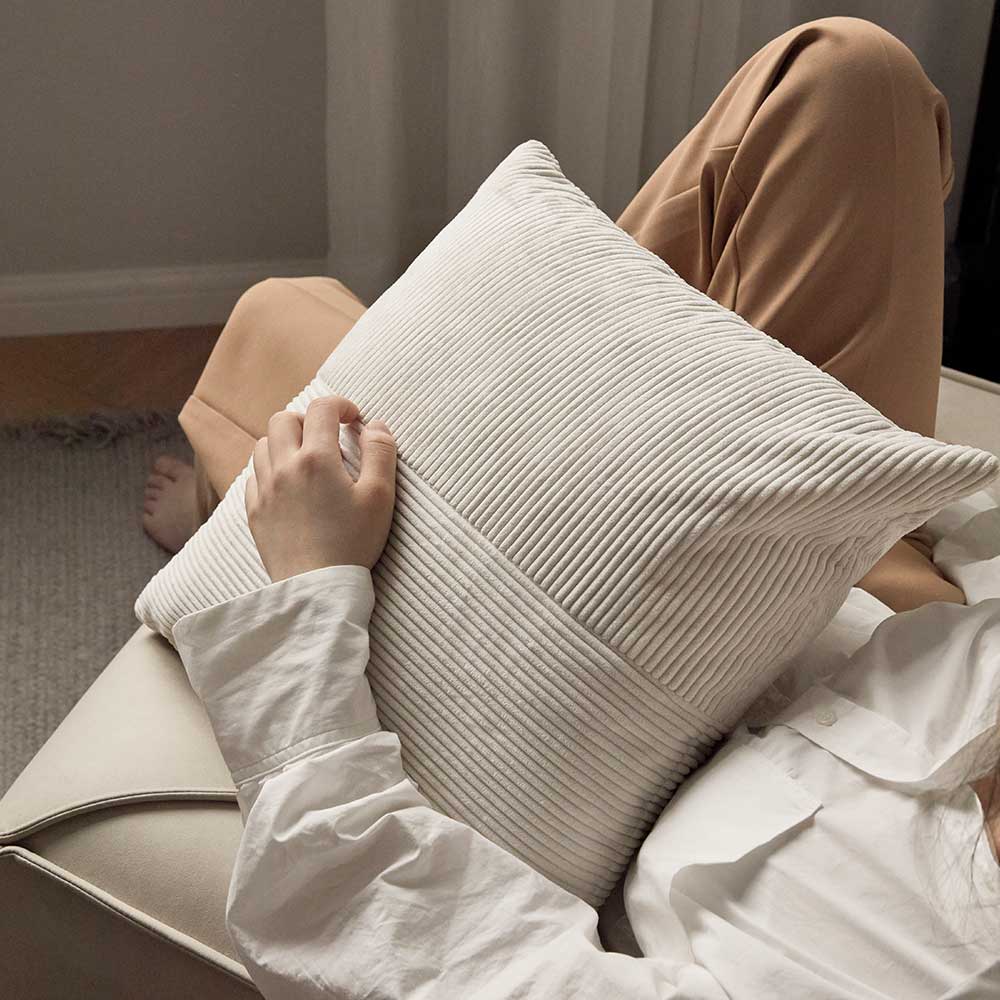 grado |  Crossed Path Cushion 阡陌抱枕