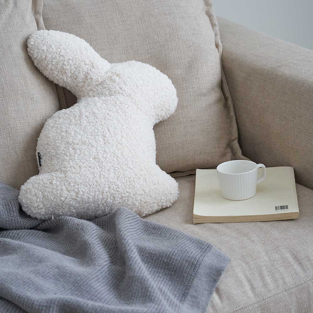 grado |  Thinker Rabbit 等待兔抱枕