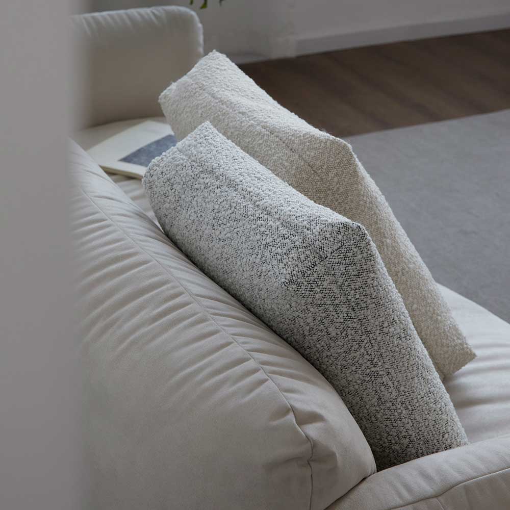 grado |  Fish Cake Cushion 魚糕抱枕