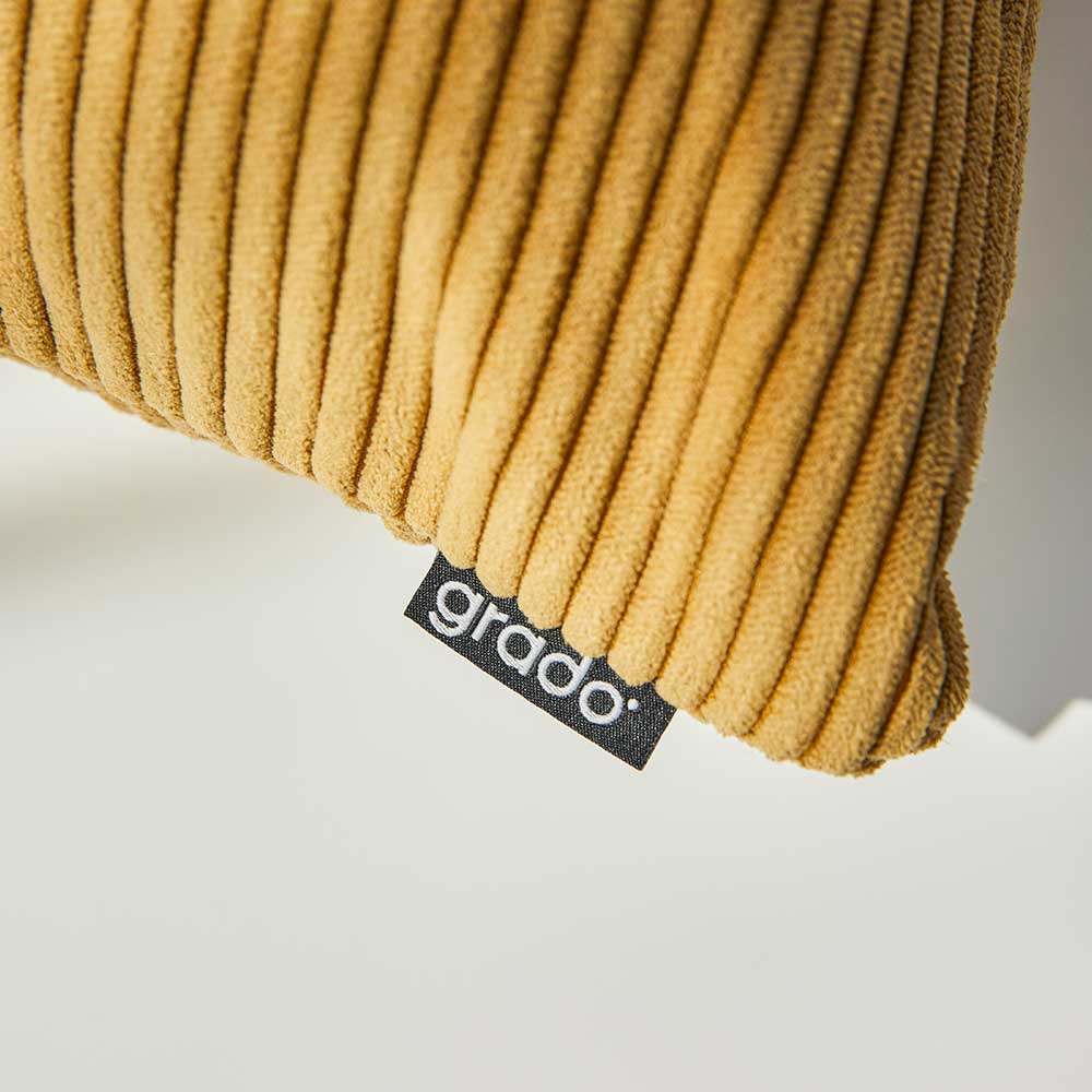 grado |  Crossed Path Cushion 阡陌抱枕