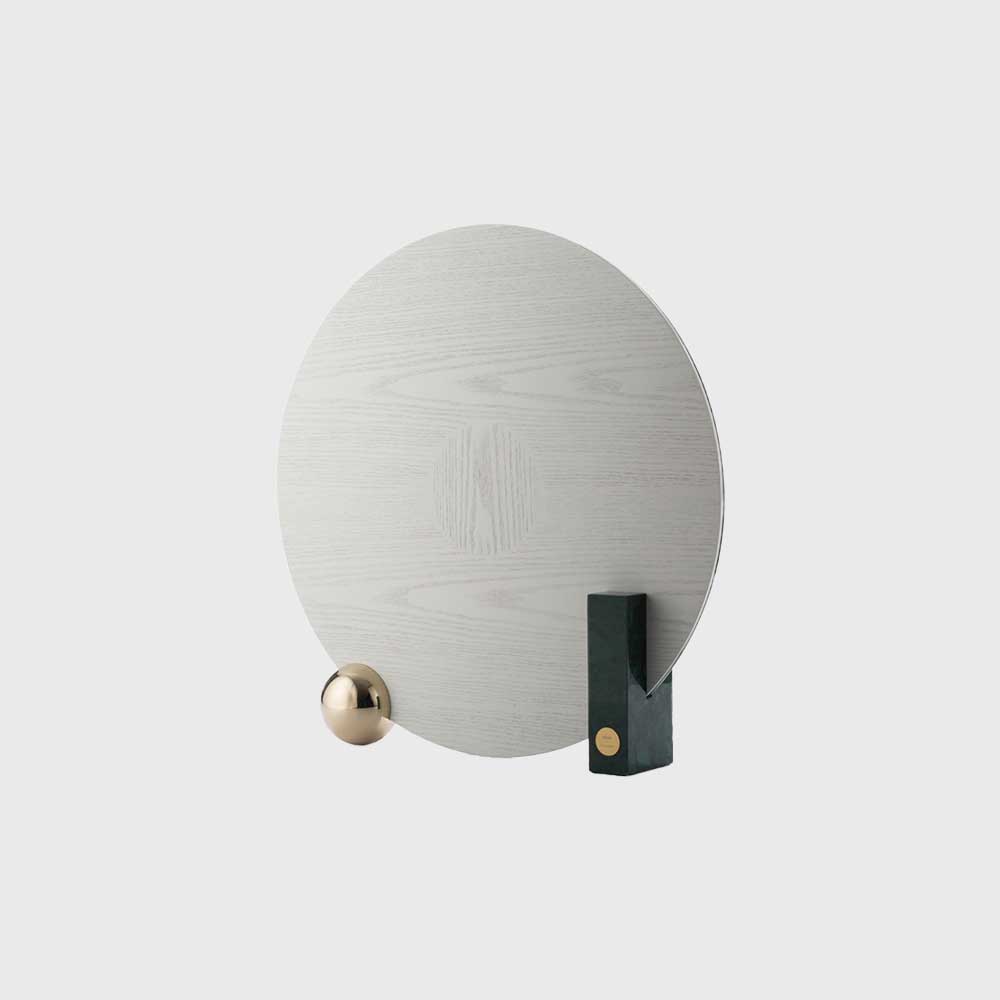 Maisondada | Looking for Dorian 鏡