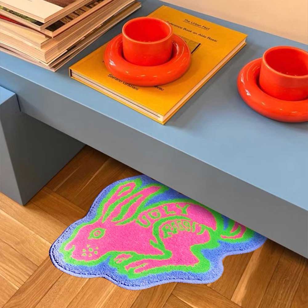 UGLY BEAUTY | Rabbit Rug 兔子地毯