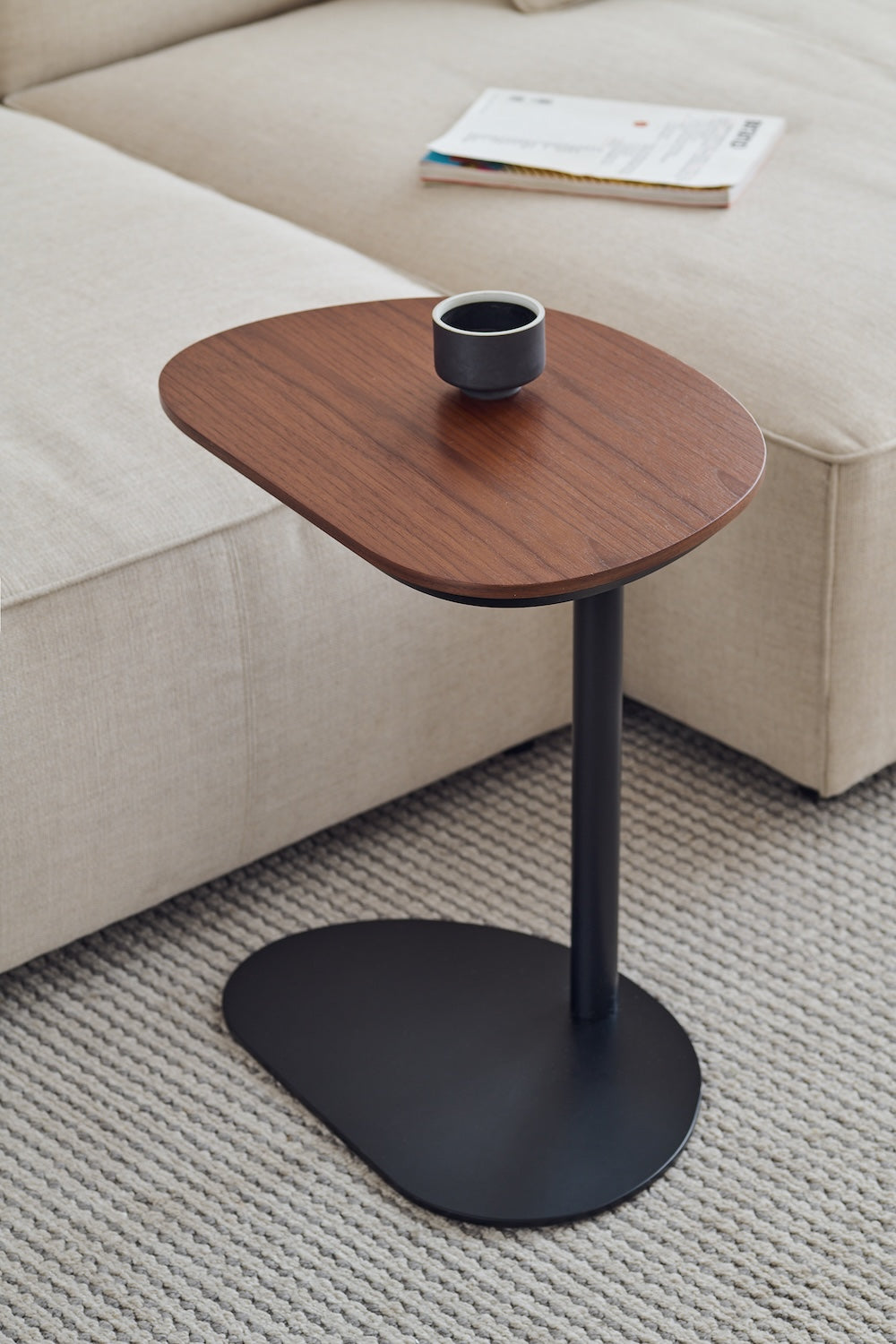 grado |  Almond Side Table 杏仁邊几