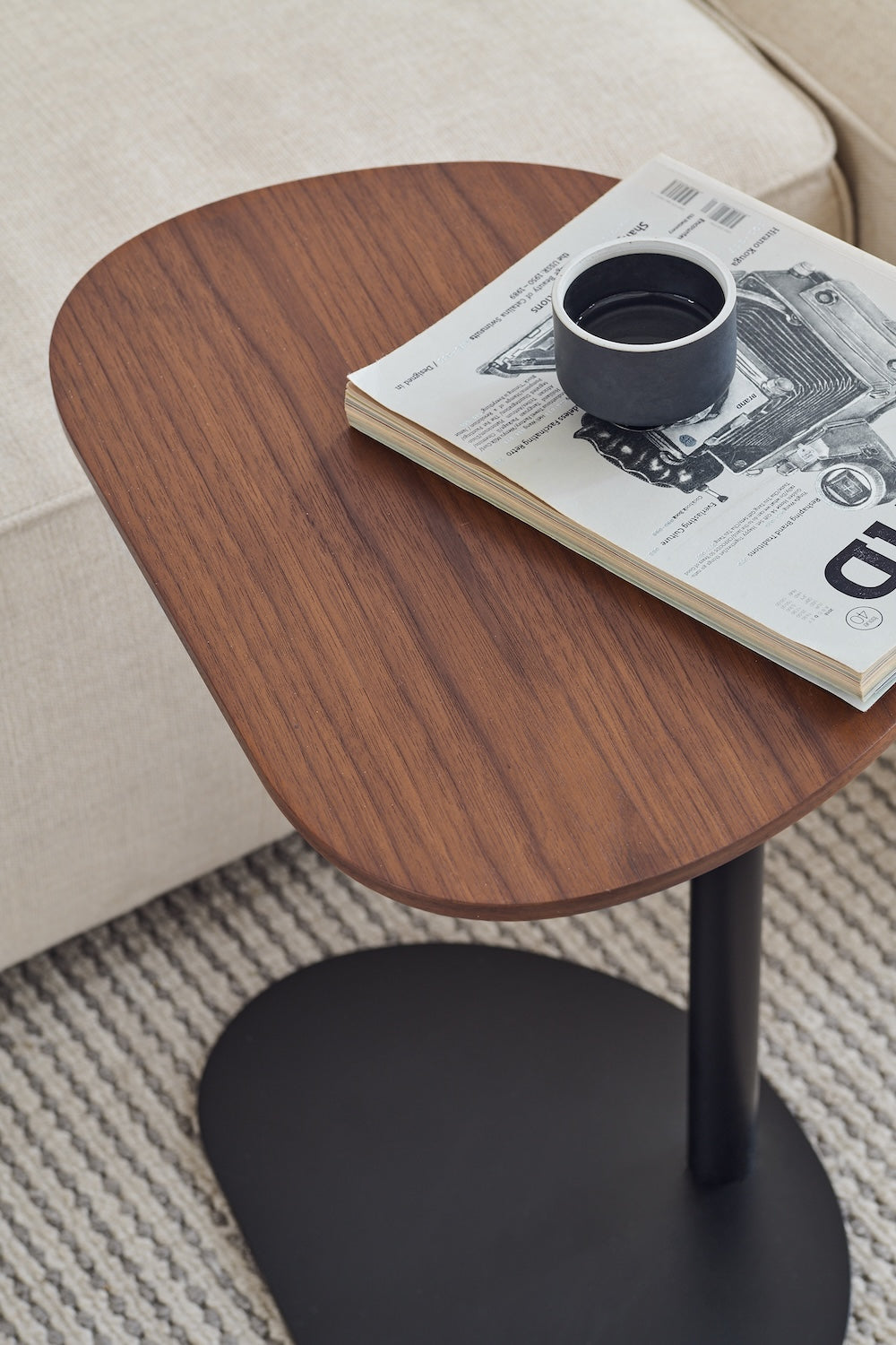 grado |  Almond Side Table 杏仁邊几