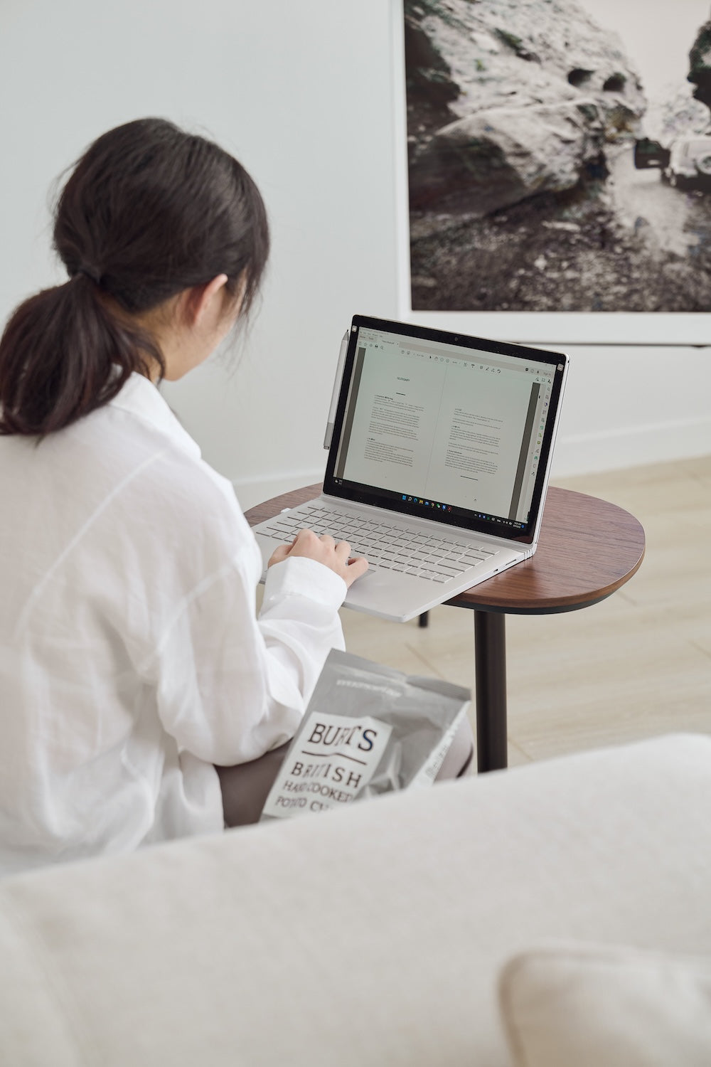 grado |  Almond Side Table 杏仁邊几