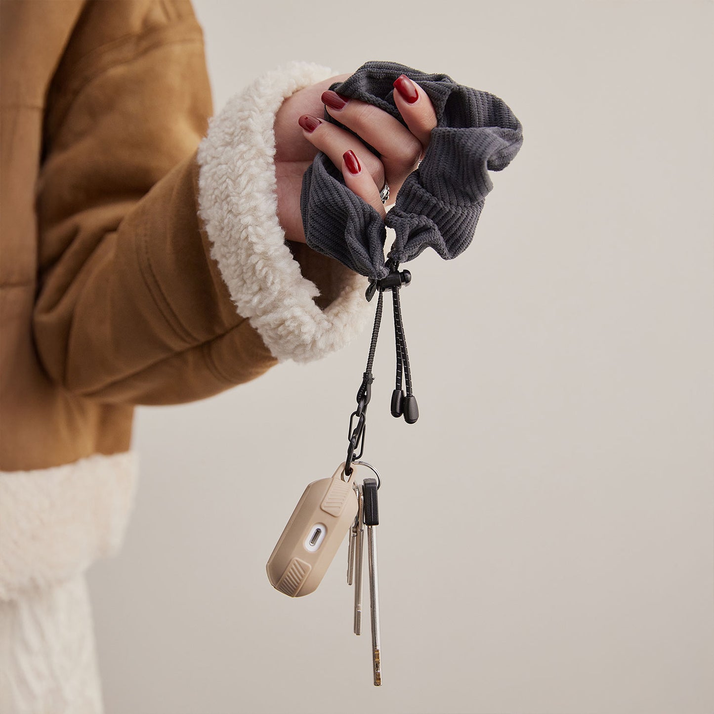 bitplay |  燈芯絨圈圈手腕掛繩 森林綠