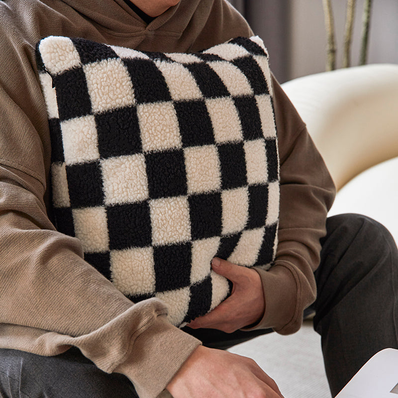grado |  Chessboard Cushion 棋盤抱枕