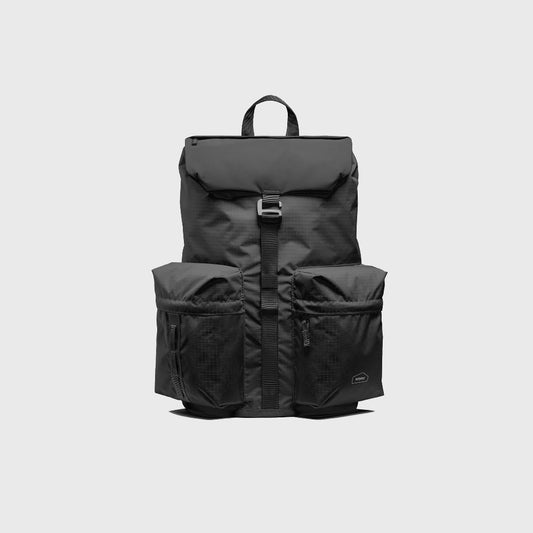 bitplay |  Lite backpack 防潑水輕量後背包 黑