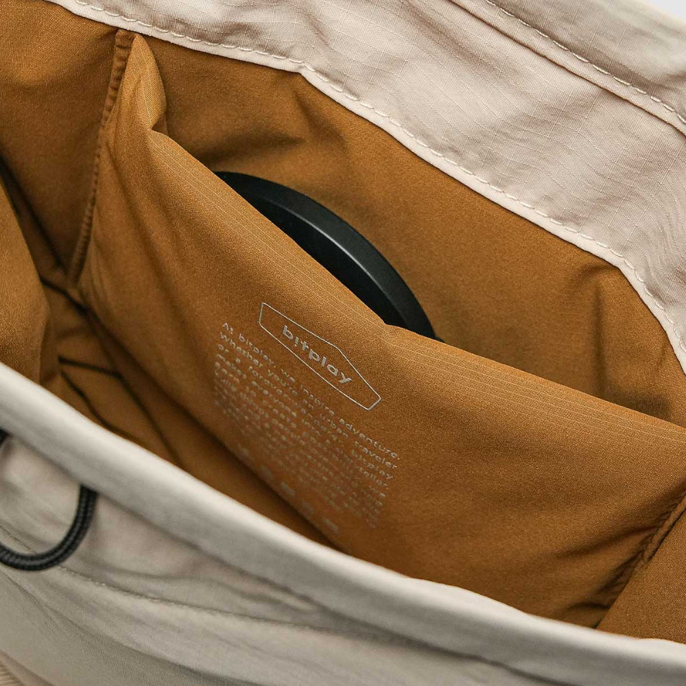 bitplay |  Essential Series 隨行相機包 2.5L 杏