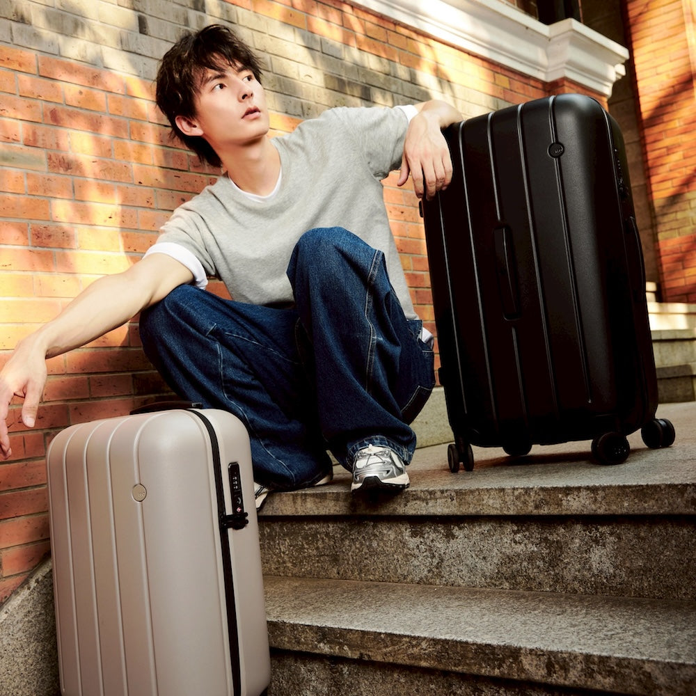 ITO | CLASSIC NEAT BLACK 經典系列行李箱 黑色