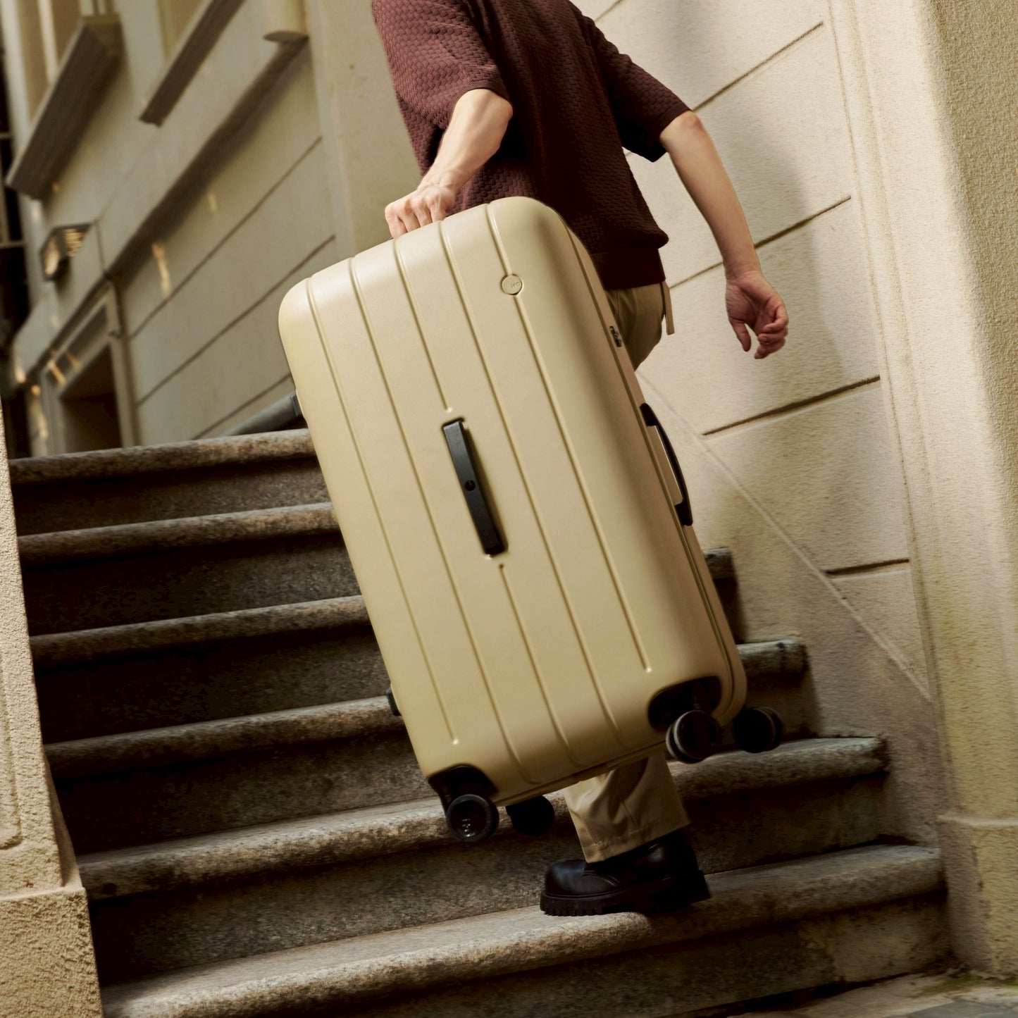 ITO | CLASSIC NEAT BROWN 經典系列行李箱 沙棕