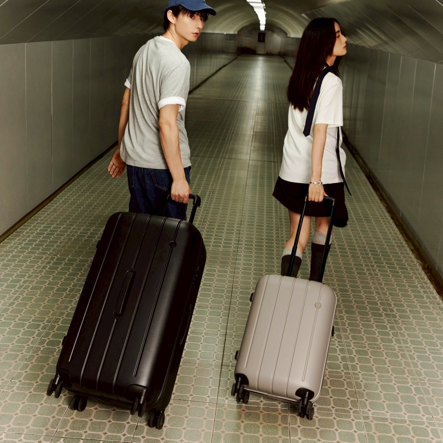 ITO | CLASSIC NEAT BLACK 經典系列行李箱 黑色