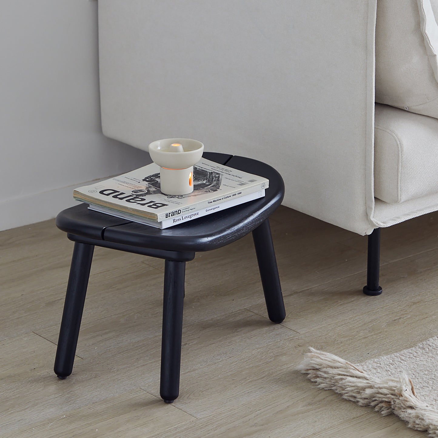 grado |  Nut Stool 堅果凳