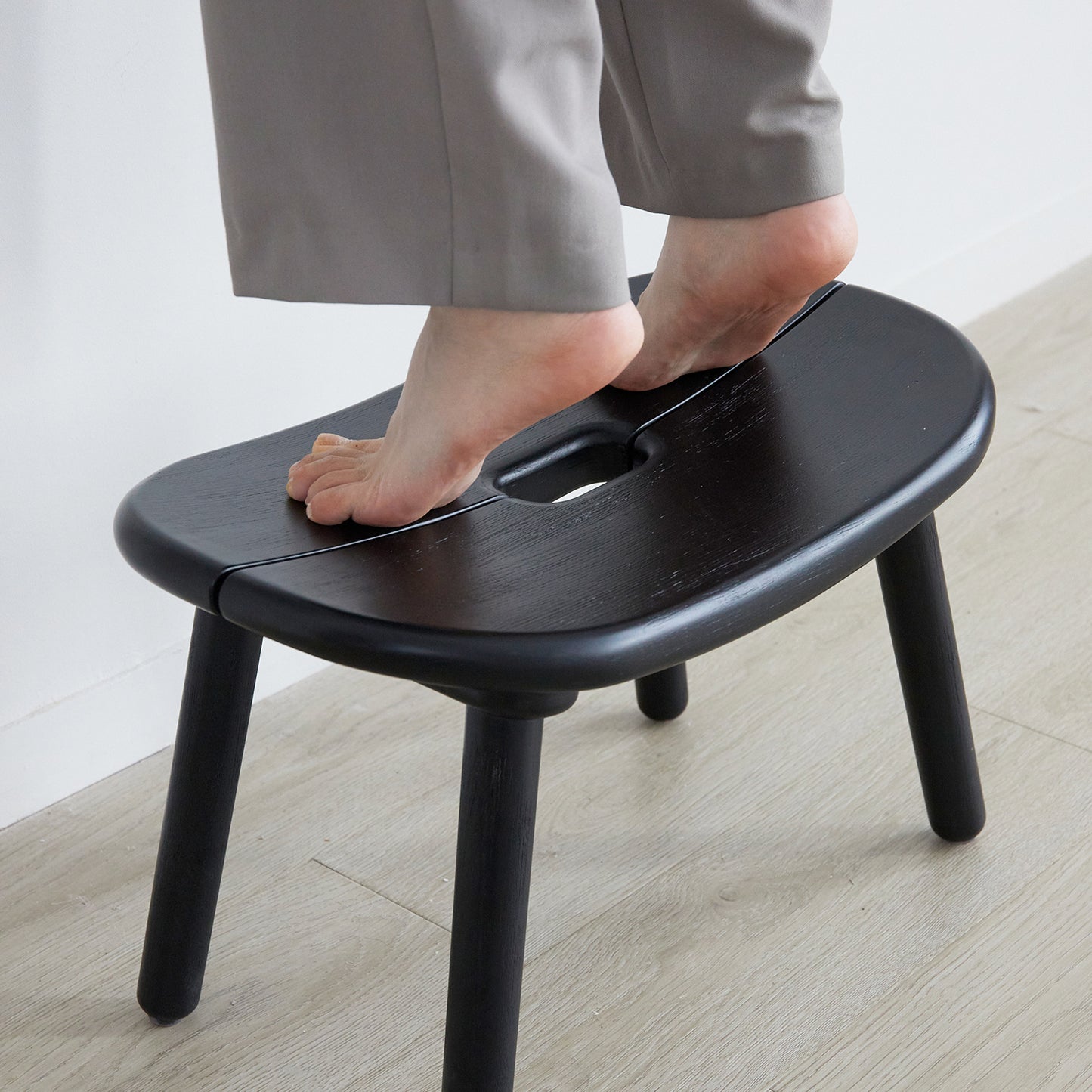 grado |  Nut Stool 堅果凳