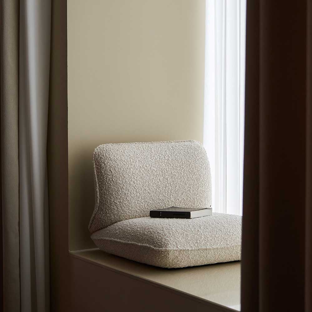 grado |  Floating Clouds Bay Window Chair 雲浮飄窗椅