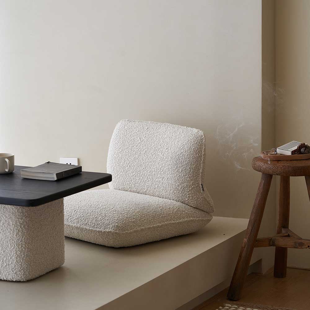 grado |  Floating Clouds Bay Window Chair 雲浮飄窗椅