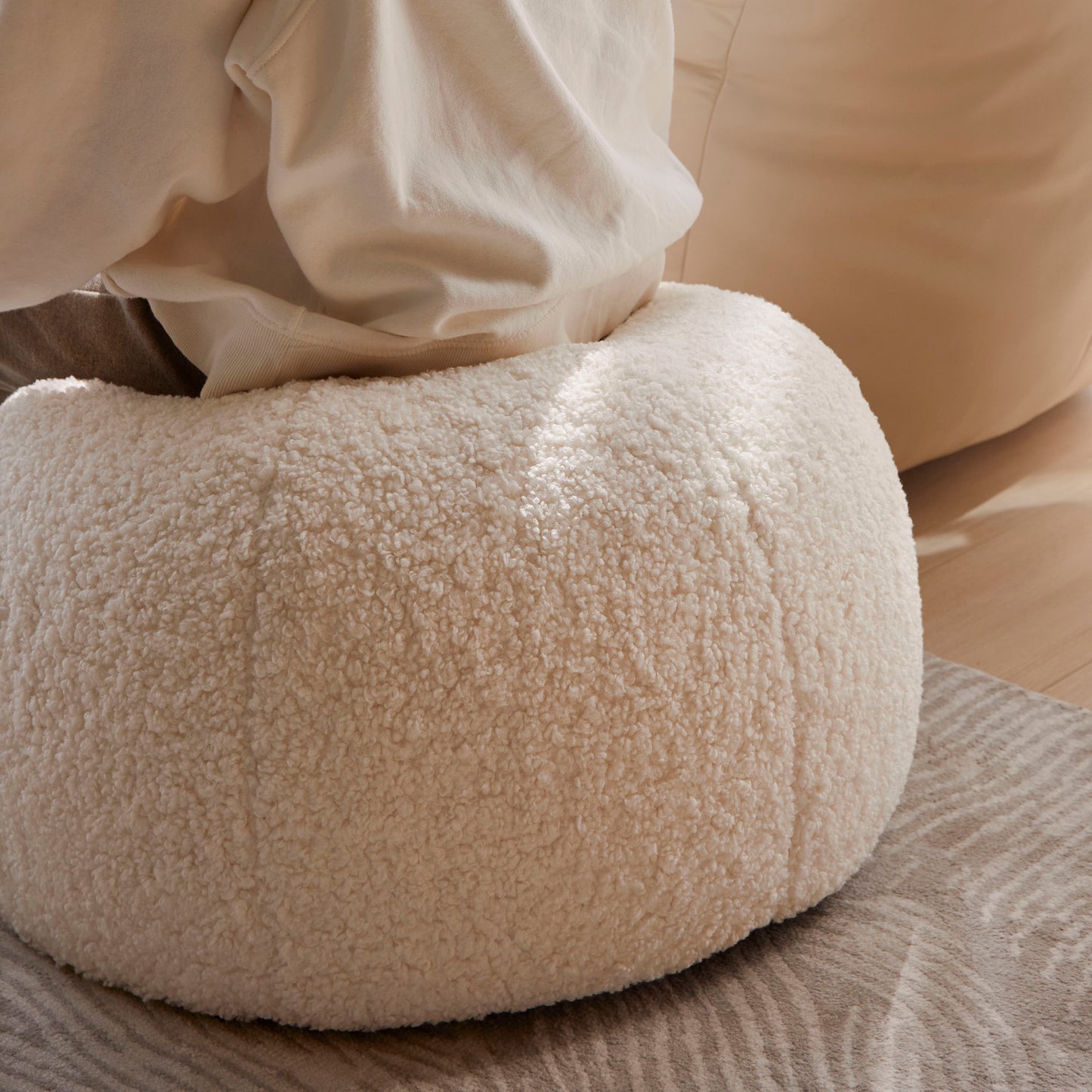 grado |  Stuffed Bun Pouf 包子懶人沙發