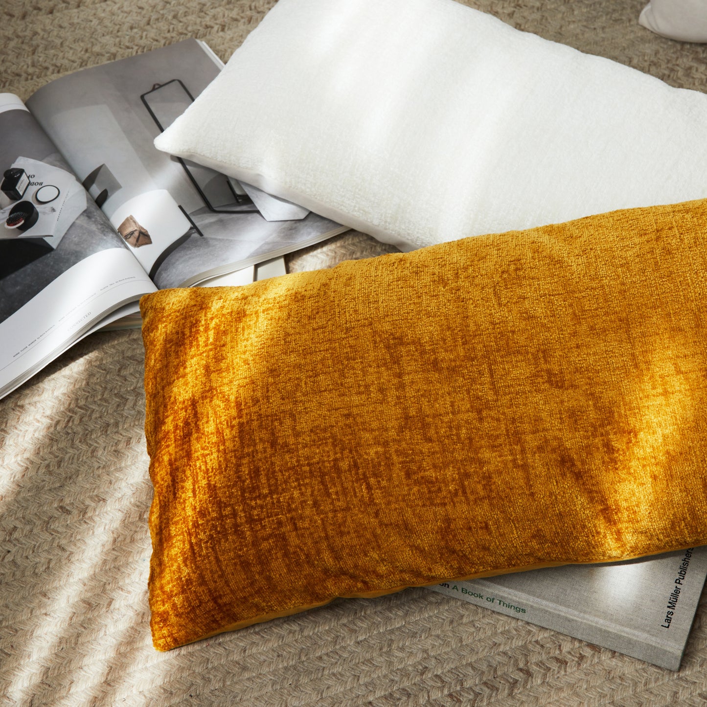 grado |  You Tiao Cushion 油條抱枕